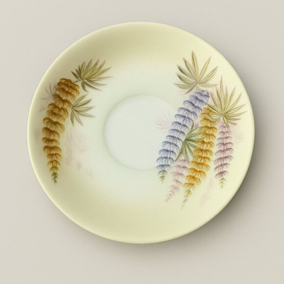 Old Royal China England Cup & Saucer Set #2870 Botanical Floral VTG Bone China - Picture 3 of 4